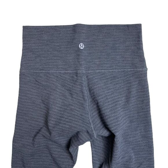 Lululemon Crop leggings  - Picture 3 of 3